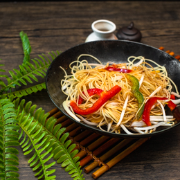 Nouilles sautées aux légumes